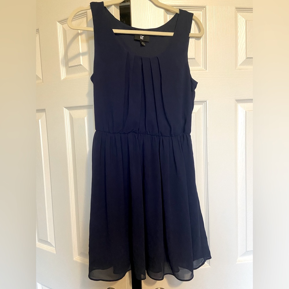 Iz Byer Navy Blue Flowy Juniors Dress Medium